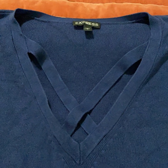 Express thin short sleeve knit, navy, size large - Picture 2 of 5